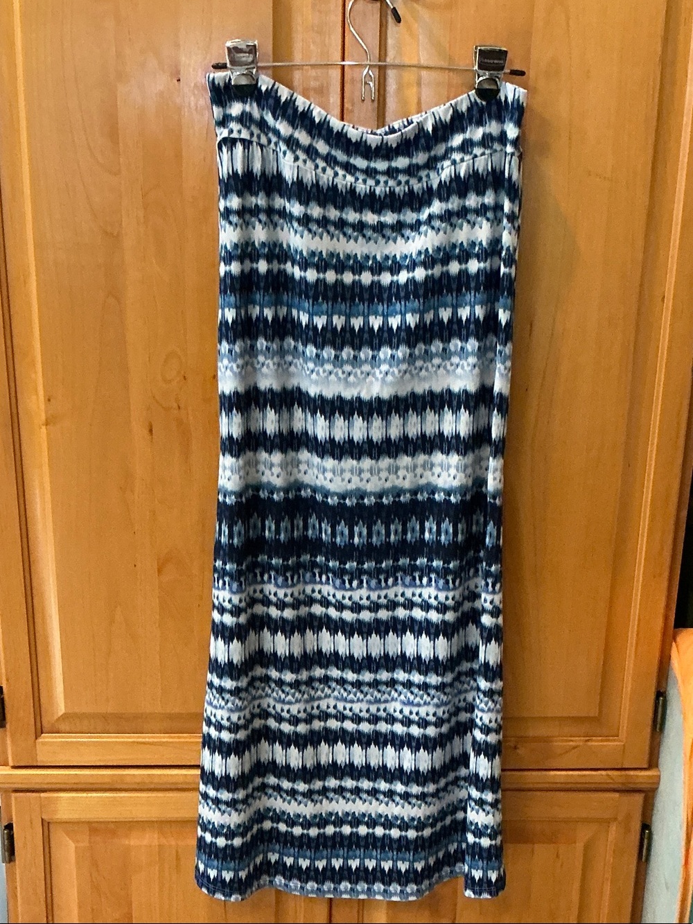 Karen Kane Navy and White Maxi Skirt